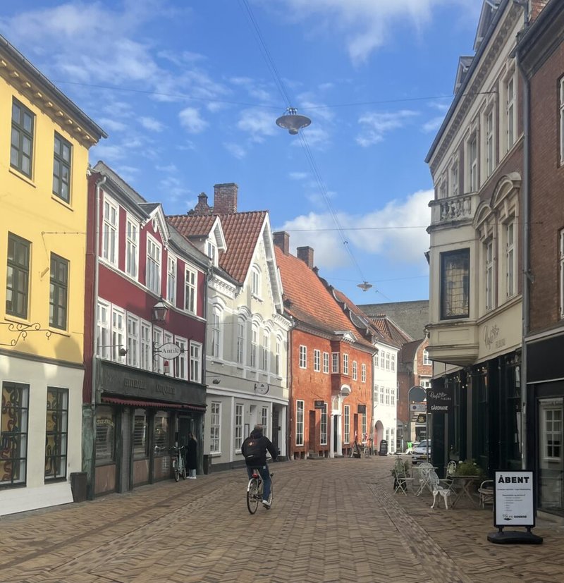 Lad os grave i Chicken Road 2 - Den nye slotmaskinen i Danmark - overview